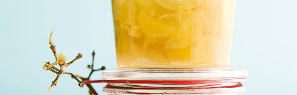 Helles und Dunkles Traubenkompott Helles und Dunkles Traubenkompott