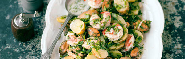 Kartoffelsalat mit Meeresfrüchten Kartoffelsalat mit Meeresfrüchten