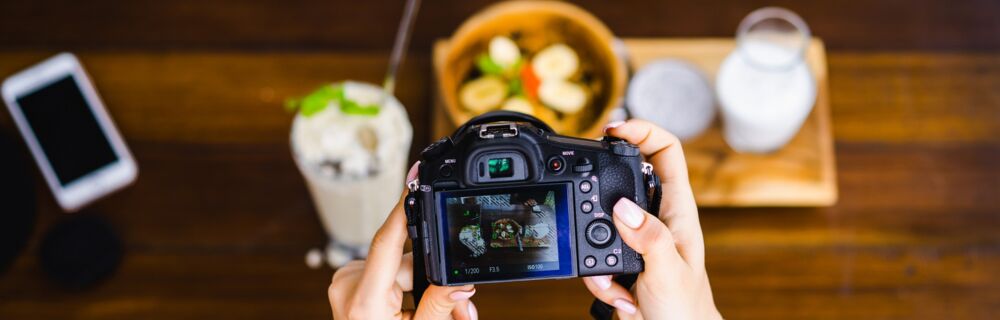 Du möchtest ein eigenes Business mit Superfoods aufbauen? Wie wäre es dann vielleicht mit einem fancy Superfood-Restaurant? Food Fotografie