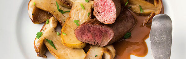 Rehfilets auf Steinpilzen Rehfilets auf Steinpilzen