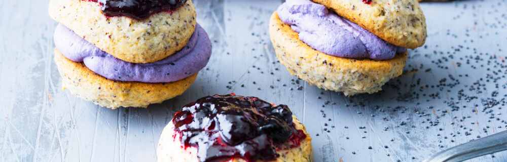 Whoopies Tricks Whoopies Tricks