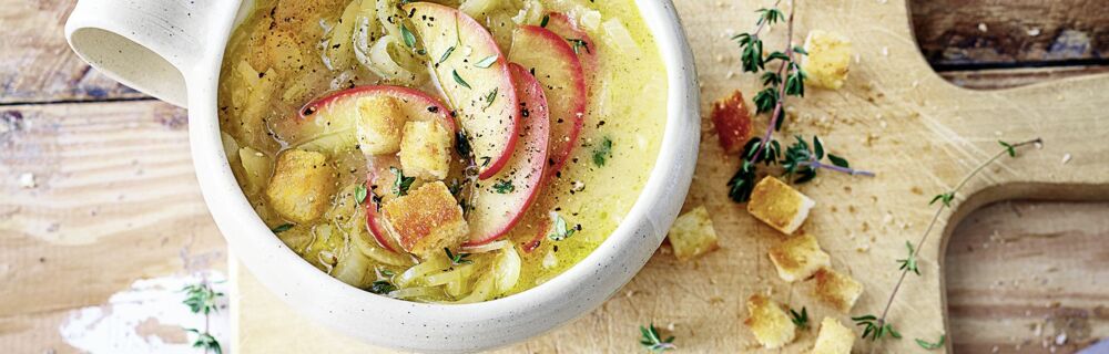Schmorapfel-Zwiebel-Suppe Schmorapfel-Zwiebel-Suppe