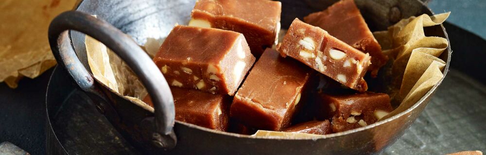 Vollmilch-Erdnuss-Fudge Vollmilch-Erdnuss-Fudge
