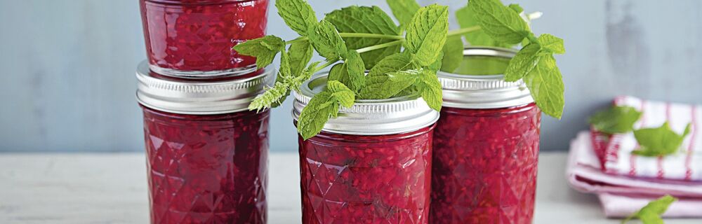 Himbeermarmelade mit Minze