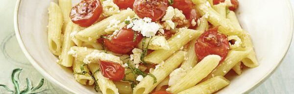 Pasta mit Brattomaten und Feta Pasta mit Brattomaten und Feta