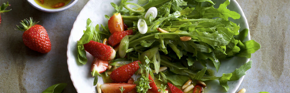 Rucolasalat mit Erdbeeren Rucolasalat mit Erdbeeren