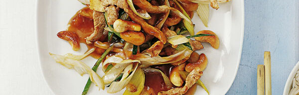 Scharfes Schwein mit Cashewkernen Scharfes Schwein mit Cashewkernen