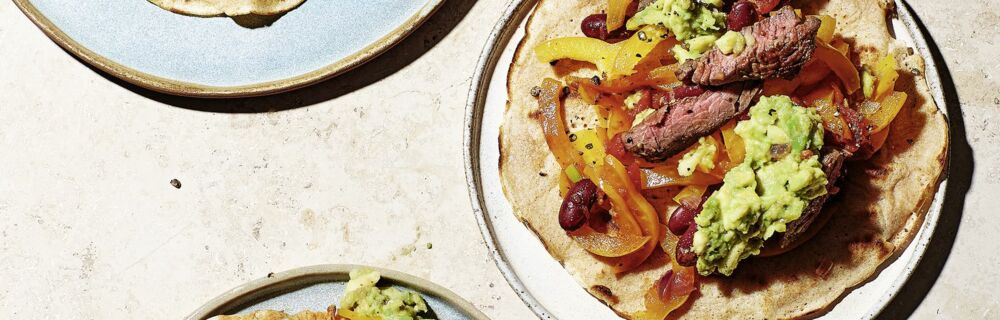 Fajitas mit Rinderfilet und Guacamole Fajitas mit Rinderfilet und Guacamole