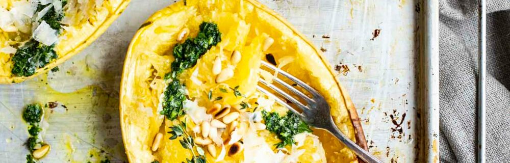 gefüllter Spaghettikürbis gefüllter Spaghettikürbis