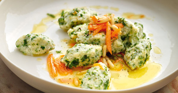 Grünkohl-Malfatti mit Kürbisbutter