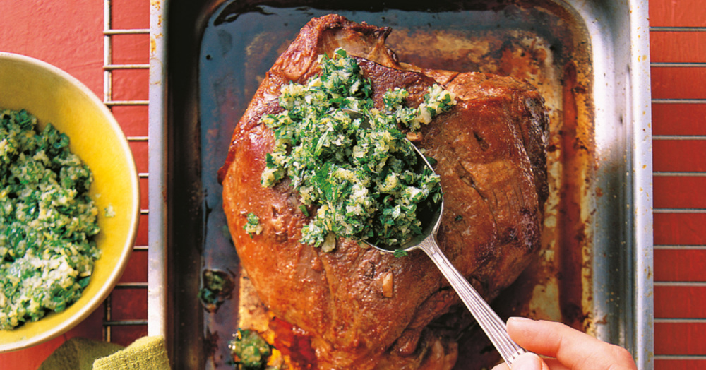 Lammkeule mit Kräuterkruste Rezept | Küchengötter Lammkeule mit Kräuterkruste Rezept | Küchengötter