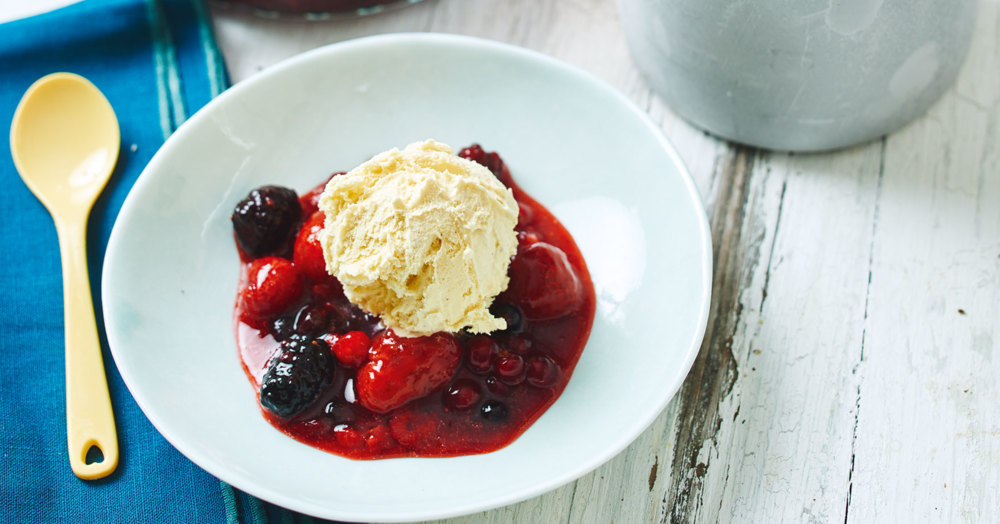 Rote Grütze mit Vanilleeis Rezept | Küchengötter