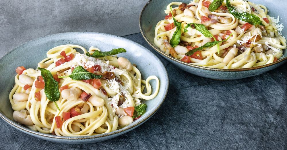 Nudeln mit Bohnen-Speck-Sauce Rezept | Küchengötter Nudeln mit Bohnen-Speck-Sauce Rezept | Küchengötter