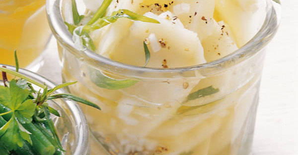 Klassischer Selleriesalat Rezept | Küchengötter Klassischer Selleriesalat Rezept | Küchengötter