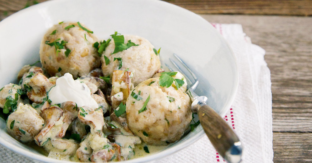 Knödelchen mit Pilzragout Rezept | Küchengötter Knödelchen mit Pilzragout Rezept | Küchengötter