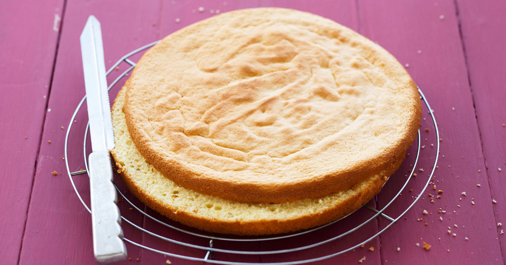 Biskuitboden einfach und richtig zerteilen | Küchengötter