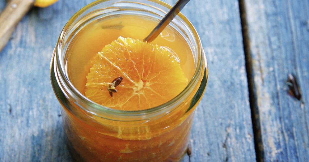 Eingelegte Orangen in Rum-Nelken-Sirup Rezept | Küchengötter
