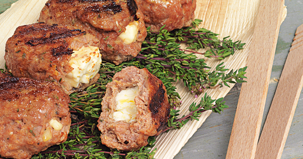 Hacksteaks mit Schafskäse Rezept | Küchengötter