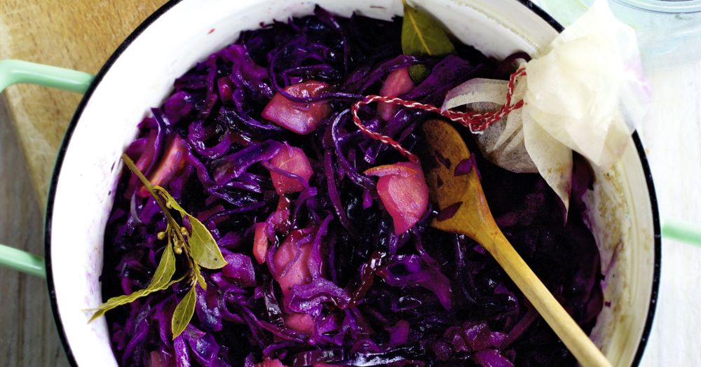 Eingemachtes Blaukraut mit Äpfeln Rezept | Küchengötter Eingemachtes Blaukraut mit Äpfeln Rezept | Küchengötter