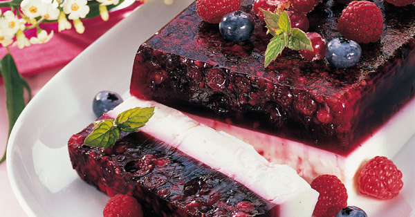 Himbeer Joghurt Terrine Mit Blaubeersauce - Rezepte Suchen Himbeer Joghurt Terrine Mit Blaubeersauce - Rezepte Suchen