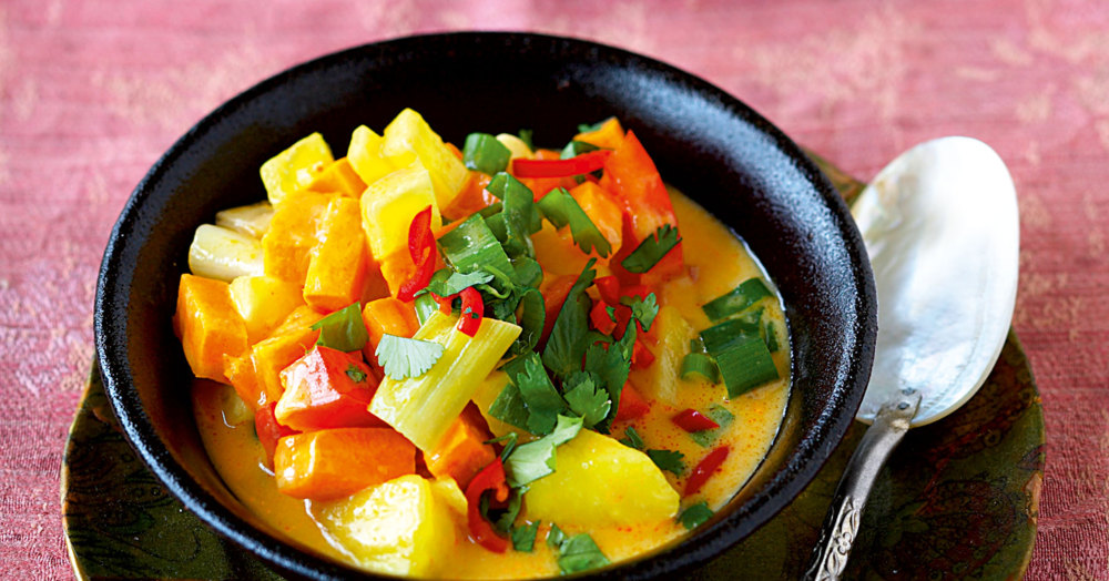 Süßkartoffel-Paprika-Curry Rezept | Küchengötter