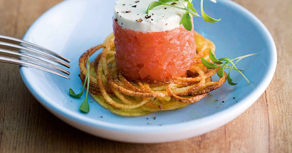 MeeresfrüChte Kresse RöSti Mit Lachstatar Matjestatar Kaviar CrèMe ... MeeresfrüChte Kresse RöSti Mit Lachstatar Matjestatar Kaviar CrèMe ...