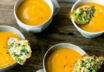 Kürbis-Papaya-Suppe mit Obatzda-Röstbrot