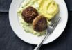 Omas Rehfrikadellen mit Kartoffelpüree und Rahmkohlrabi Omas Rehfrikadellen mit Kartoffelpüree und Rahmkohlrabi