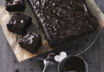 Fudge Brownies mit Quinoa und Schokoglasur
