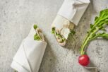 Wraps mit Lachs und Radieschen Wraps mit Lachs und Radieschen