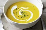 Kürbissuppe mit saurer Sahne Kürbissuppe mit saurer Sahne
