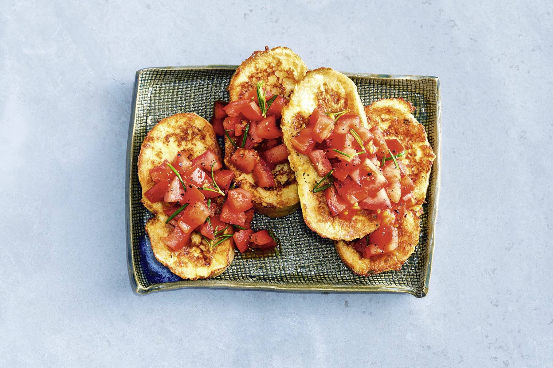 French Toasts mit Tomaten und Parmesan Rezept | Küchengötter