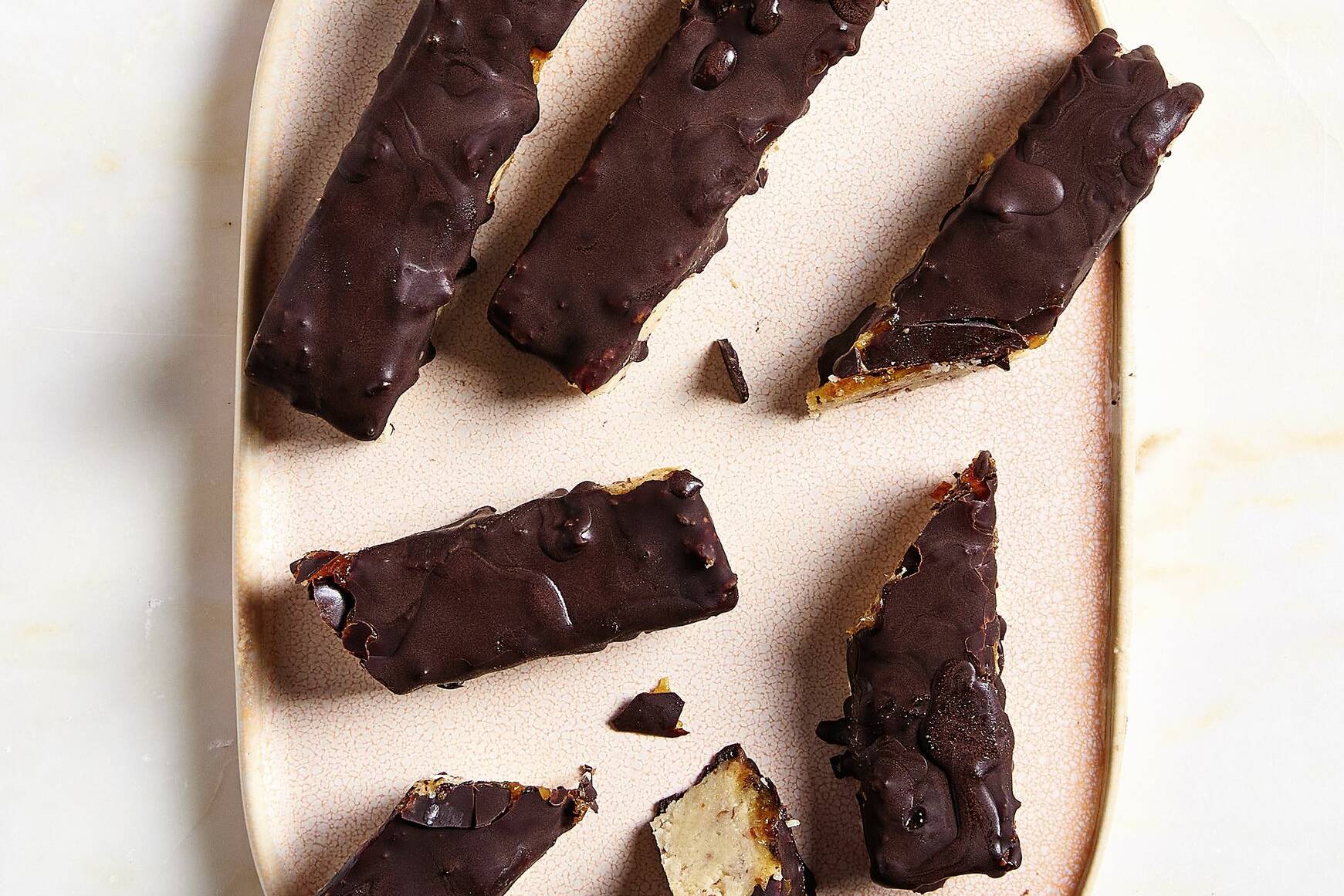 Zuckerfreier Nougat-Karamell-Riegel Rezept | Küchengötter Zuckerfreier Nougat-Karamell-Riegel Rezept | Küchengötter