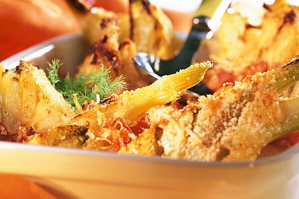 Gratinierter Fenchel mit Tomaten und Parmesan Rezept | Küchengötter Gratinierter Fenchel mit Tomaten und Parmesan Rezept | Küchengötter