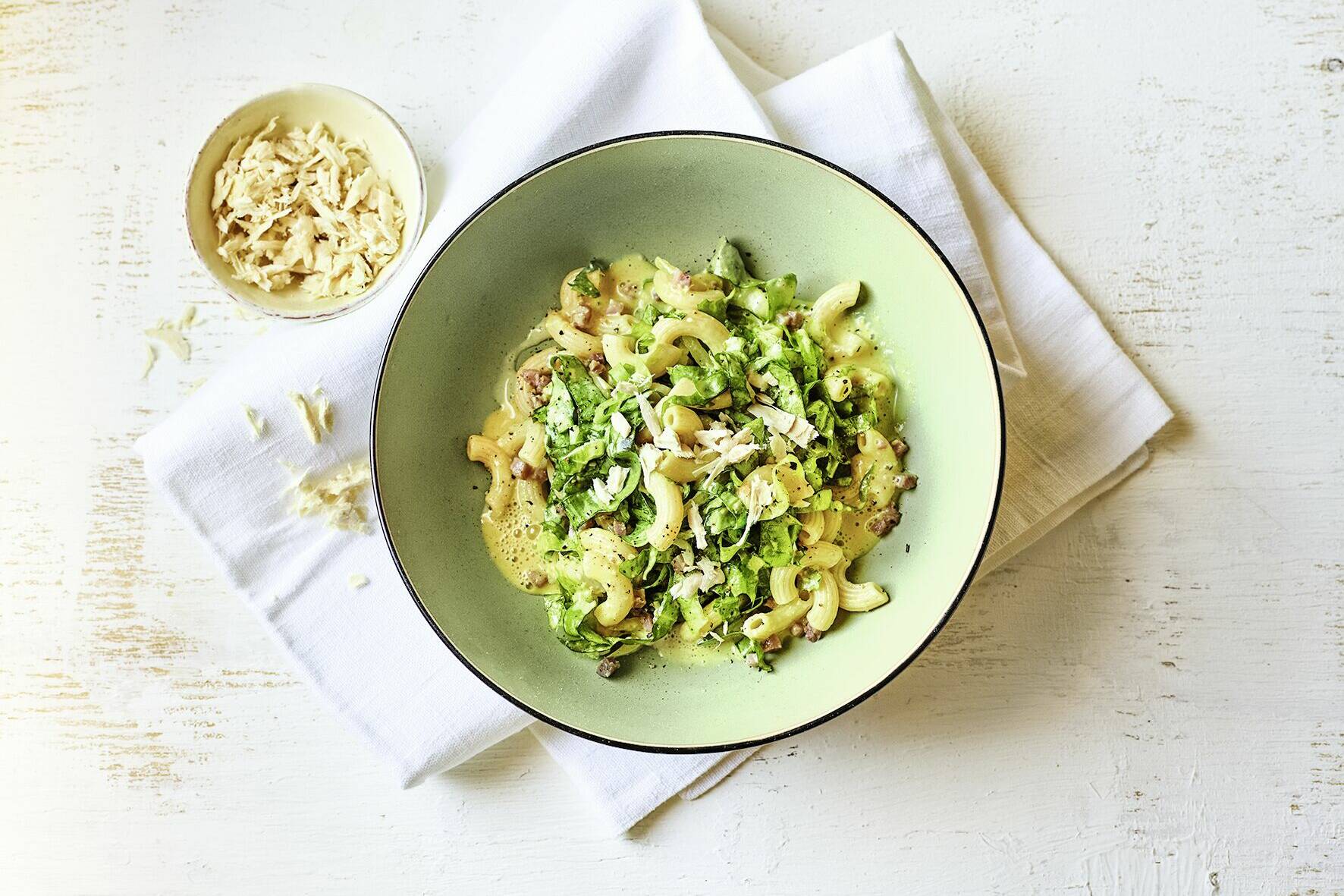 Nudel-Endivien-Salat Rezept | Küchengötter Nudel-Endivien-Salat Rezept | Küchengötter