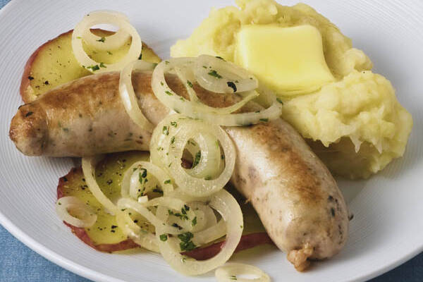 Selleriepüree & Apfel zu Bratwurst Rezept | Küchengötter Selleriepüree & Apfel zu Bratwurst Rezept | Küchengötter
