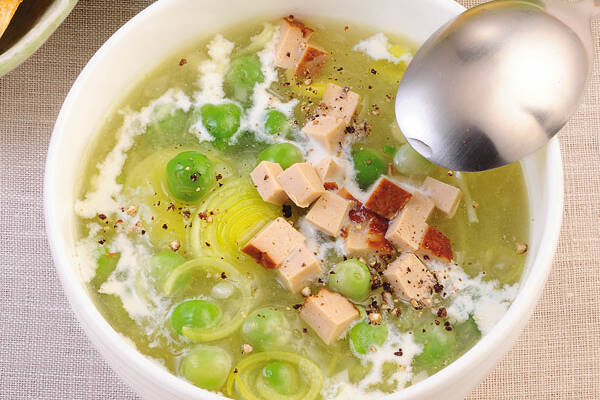 Schneller Erbseneintopf mit Räuchertofu Rezept | Küchengötter Schneller Erbseneintopf mit Räuchertofu Rezept | Küchengötter