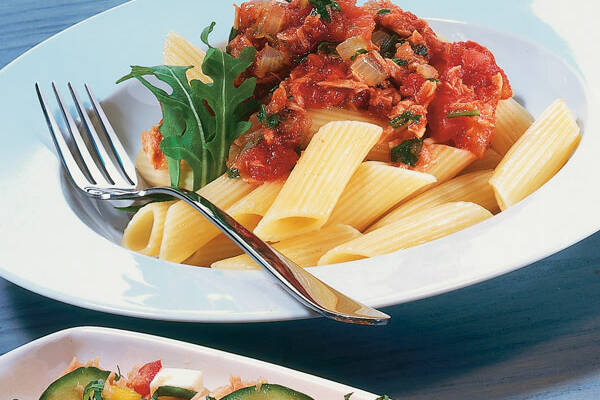 Penne mit Thunfischsauce Rezept | Küchengötter Penne mit Thunfischsauce Rezept | Küchengötter