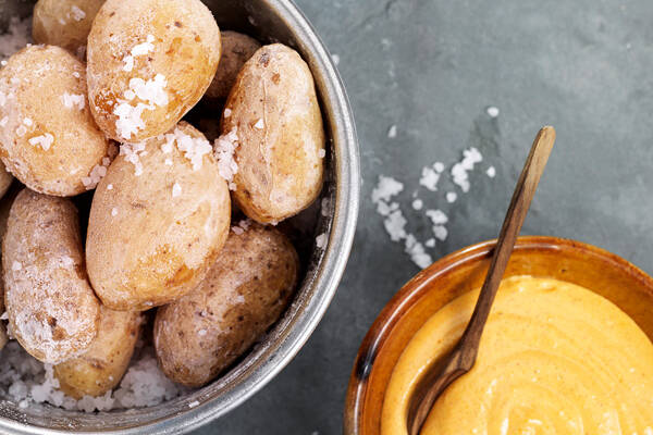 Kanarische Salzkartoffeln mit Mojo Rezept | Küchengötter