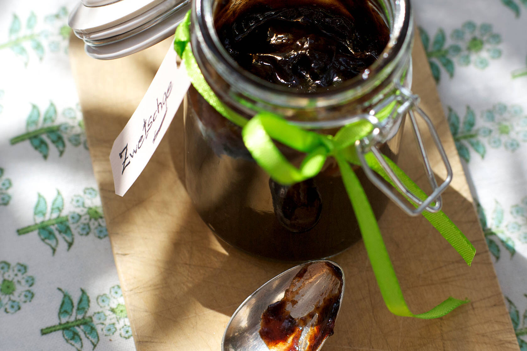 Zwetschgenmus mit Gewürzen Rezept | Küchengötter Zwetschgenmus mit Gewürzen Rezept | Küchengötter