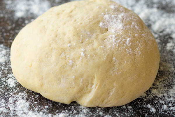 Grundrezept Hefeteig für Pizza Rezept | Küchengötter Grundrezept Hefeteig für Pizza Rezept | Küchengötter