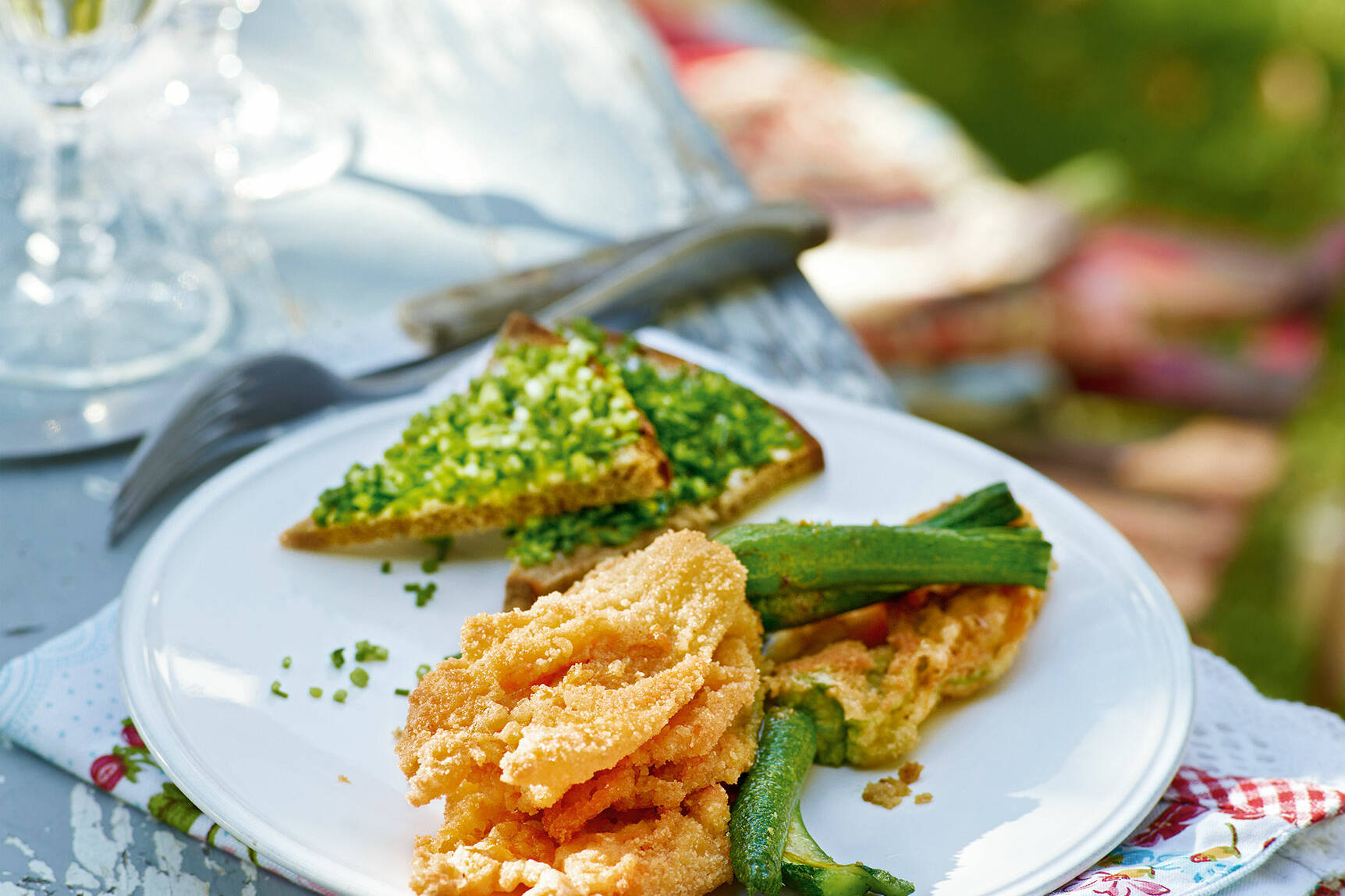 Panierte Zucchiniblüten Rezept | Küchengötter Panierte Zucchiniblüten Rezept | Küchengötter