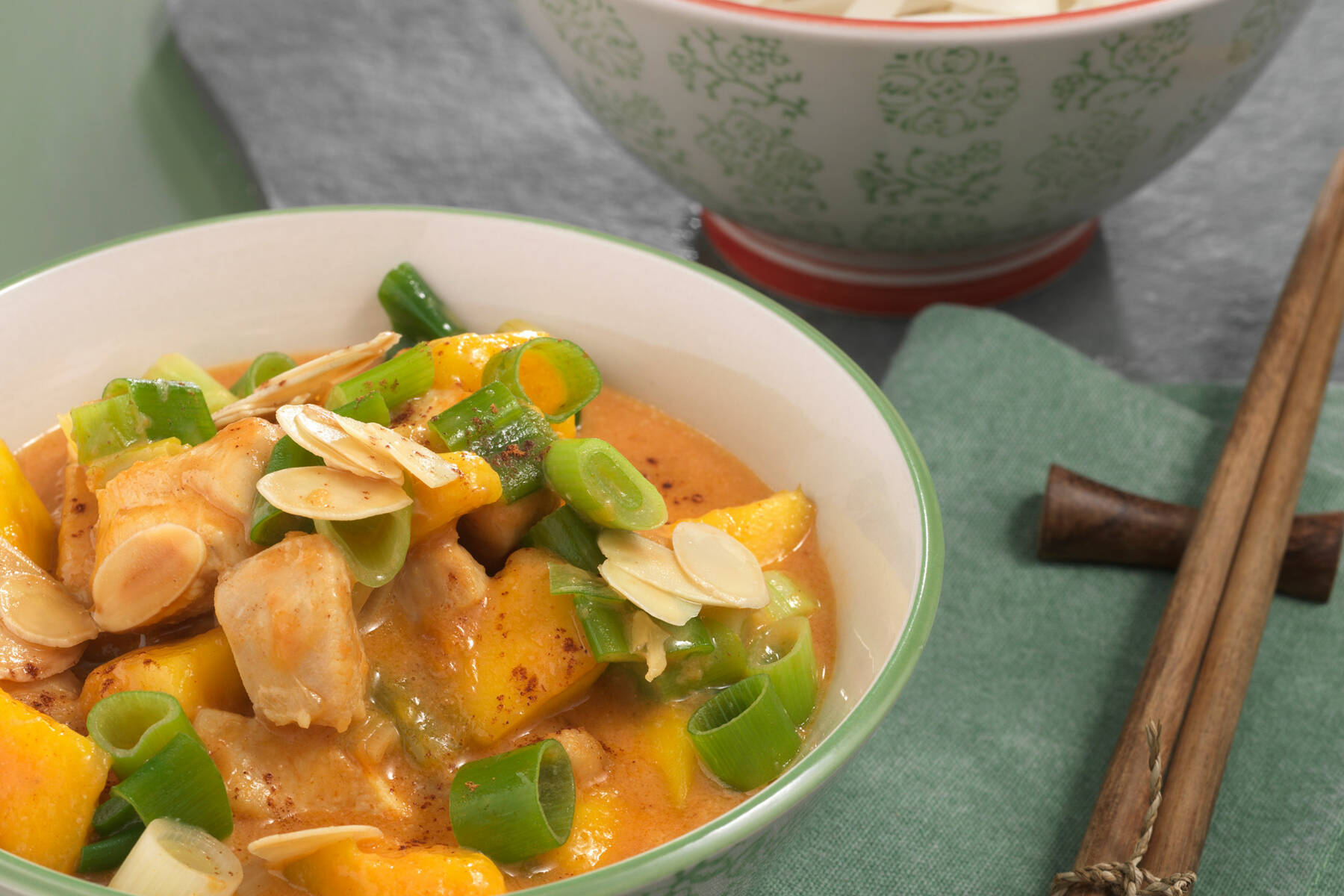 Hähnchencurry mit Mango Rezept | Küchengötter