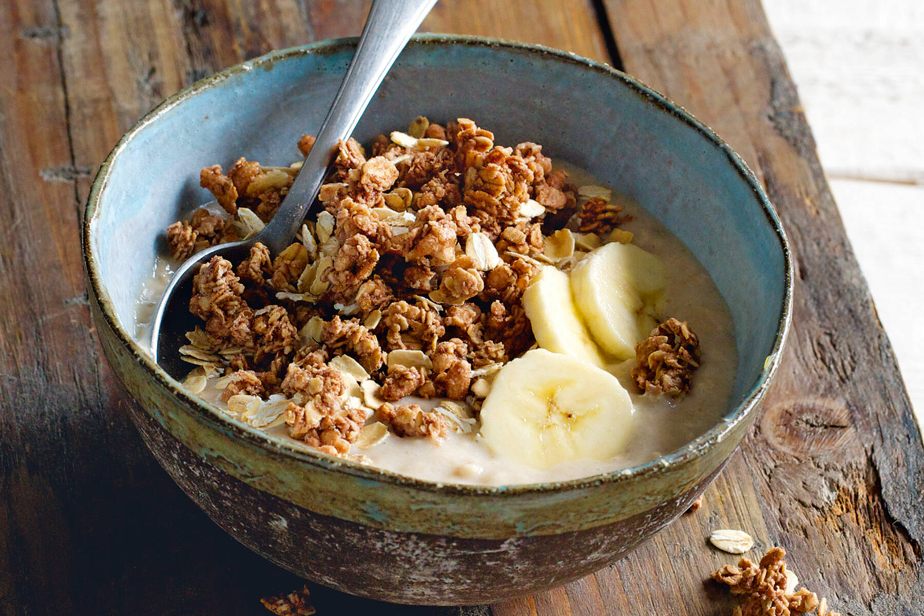 Bananencreme mit Schokomüsli Rezept | Küchengötter Bananencreme mit Schokomüsli Rezept | Küchengötter