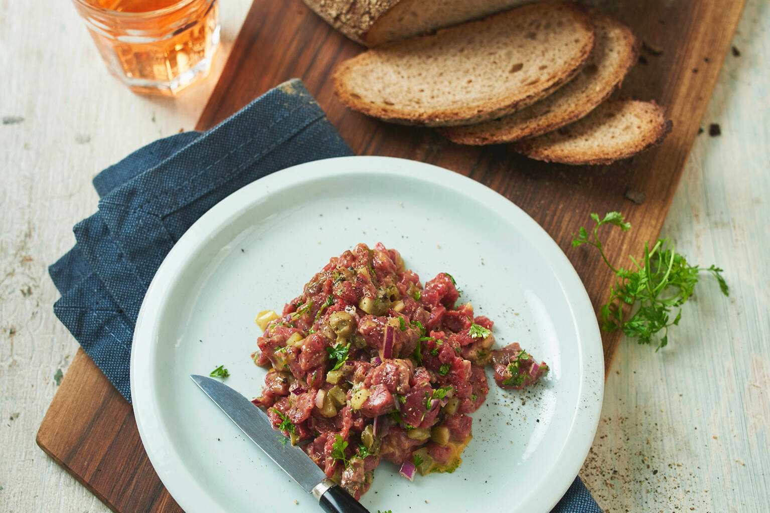 Tatar ganz klassisch Rezept Küchengötter