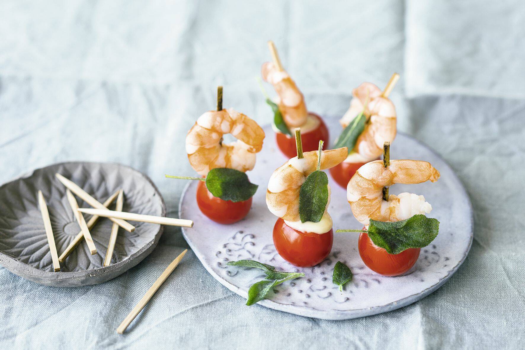 Garnelen-Spieße Rezept mit Tomate | Küchengötter Garnelen-Spieße Rezept mit Tomate | Küchengötter