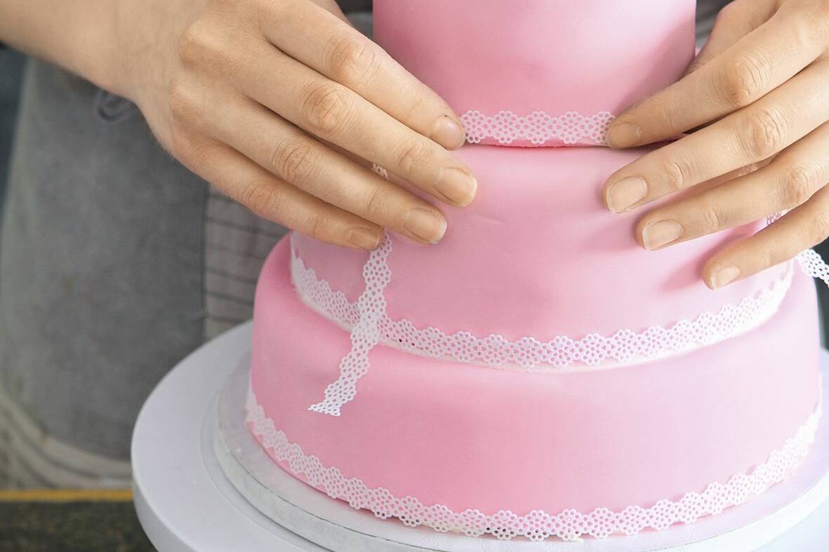 Aufbau mehrstöckiger Torten