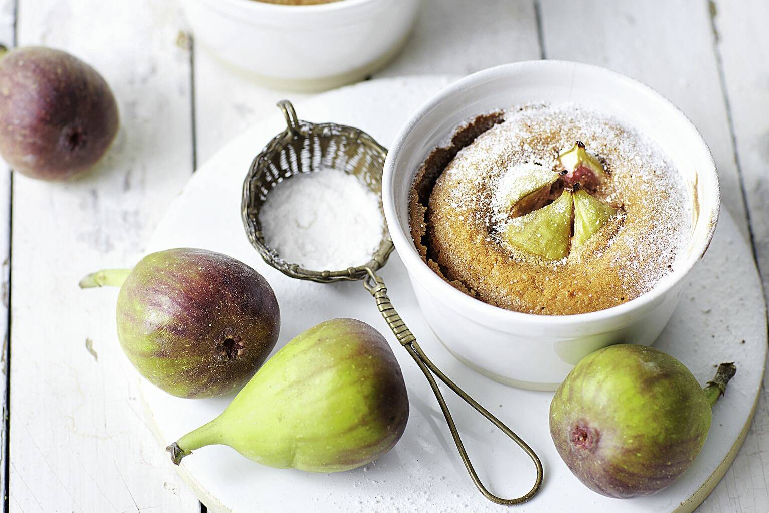 Gebackene Feigen in Sherry-Biskuit