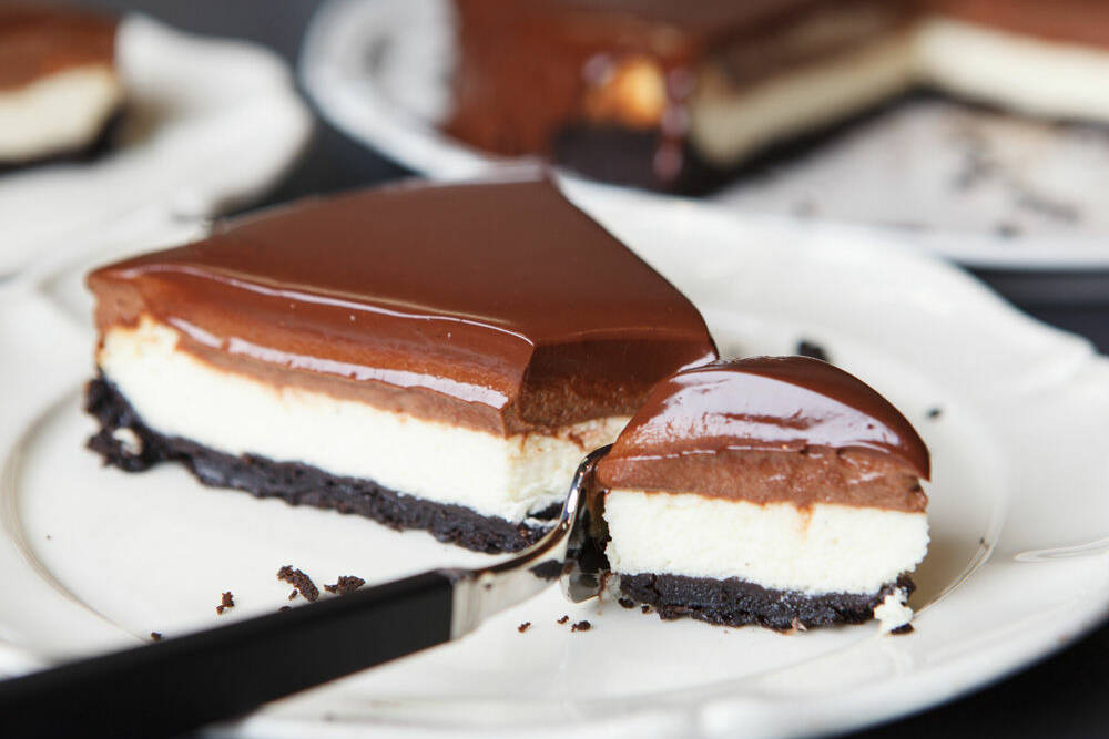 Chocolate Mousse Cheesecake mit Oreo Boden | Küchengötter
