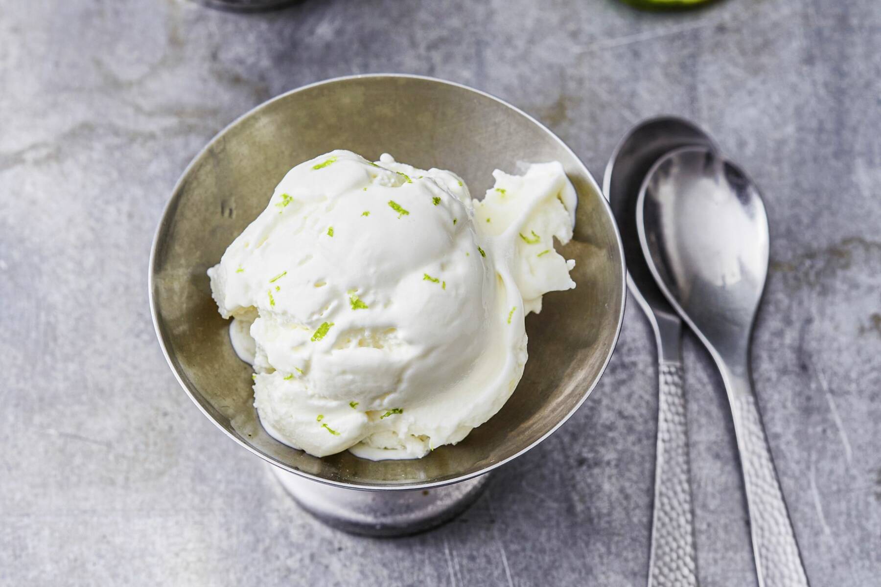 Frozen Joghurt mit Limette und Honig Rezept | Küchengötter Frozen Joghurt mit Limette und Honig Rezept | Küchengötter